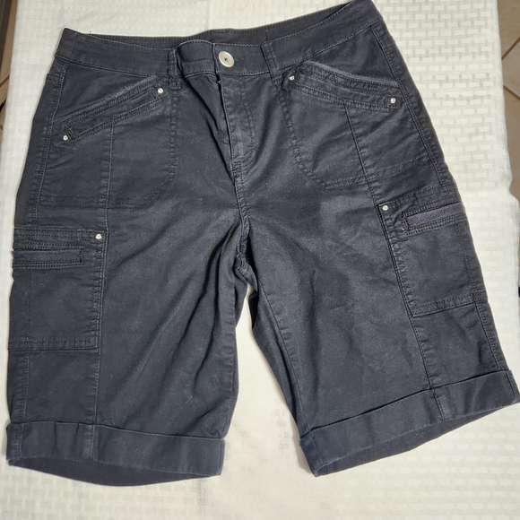 Style & Co. Black Cargo Shorts. SKU C12 - Picture 7 of 7